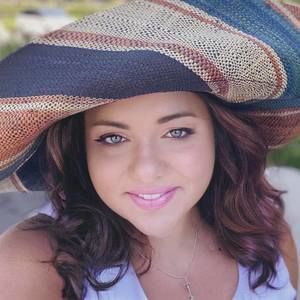 Meet your Posher, Summer